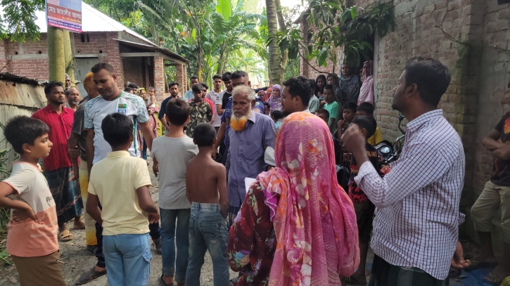 গাছ ও বাঁশ কাটার পাল্টাপাল্টি অভিযোগ